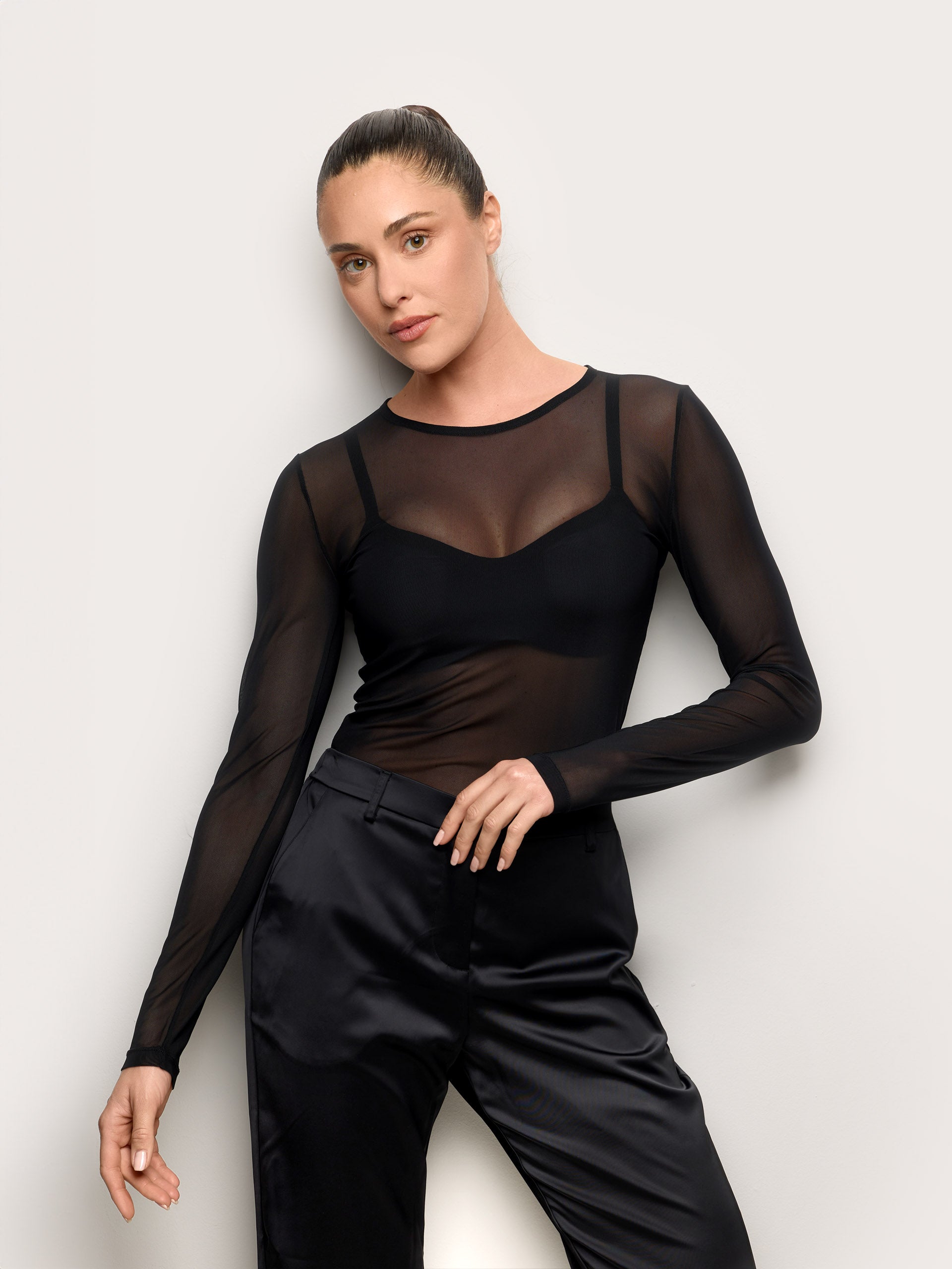 #color_noir;#color_black;#color_negro;#color_schwarz;#color_nero