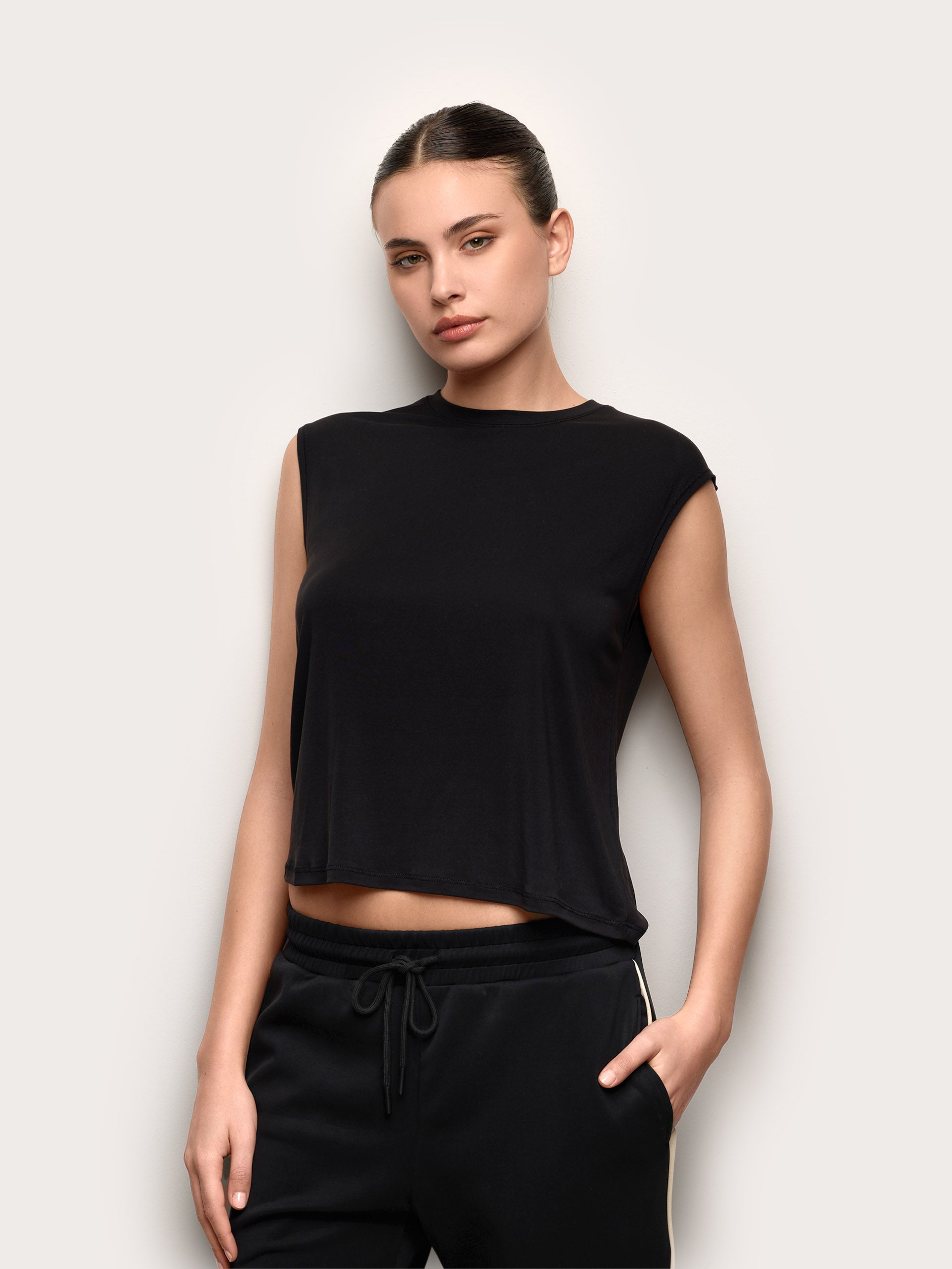#color_noir;#color_black;#color_negro;#color_schwarz;#color_nero