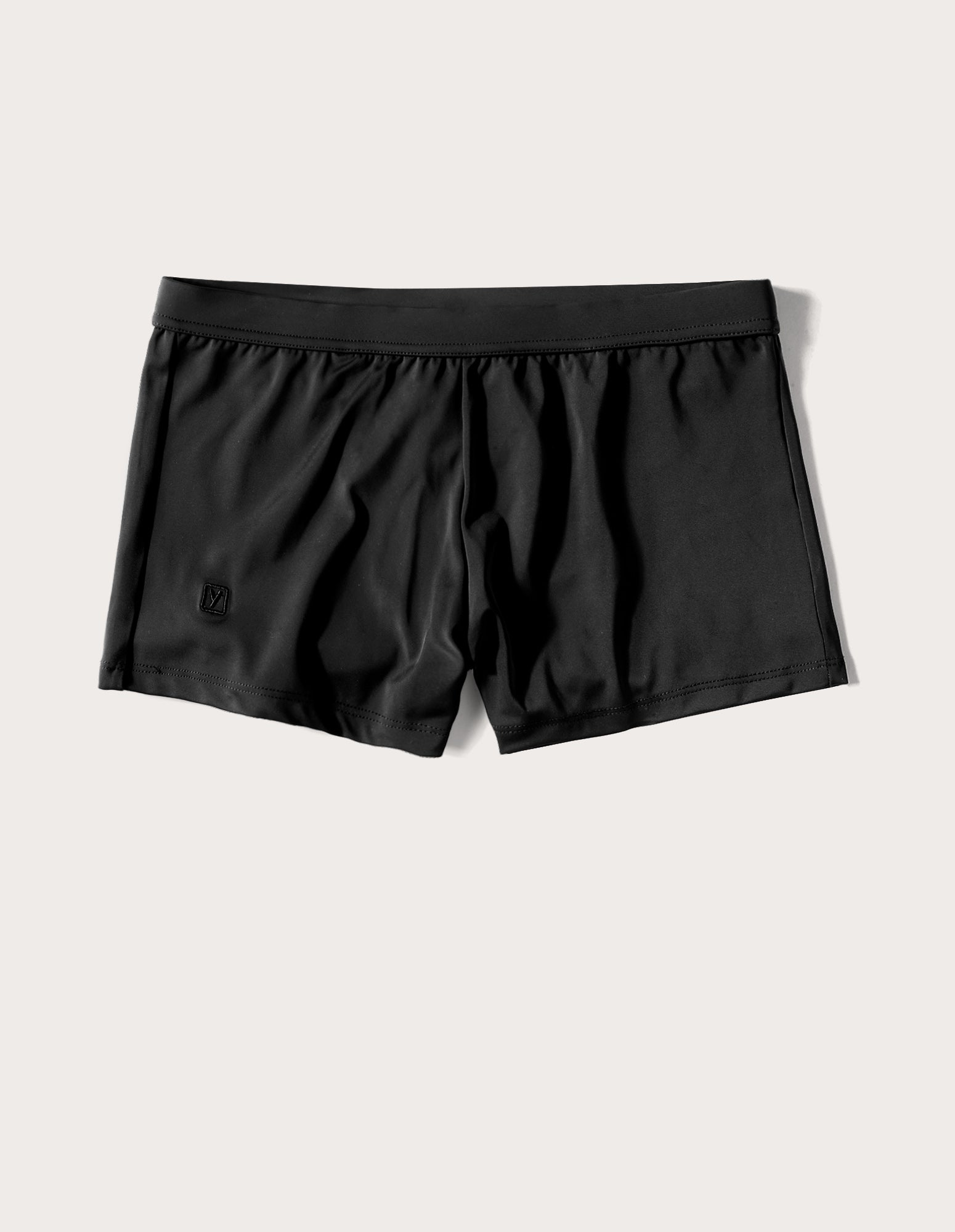 #color_noir;#color_black;#color_negro;#color_schwarz;#color_nero