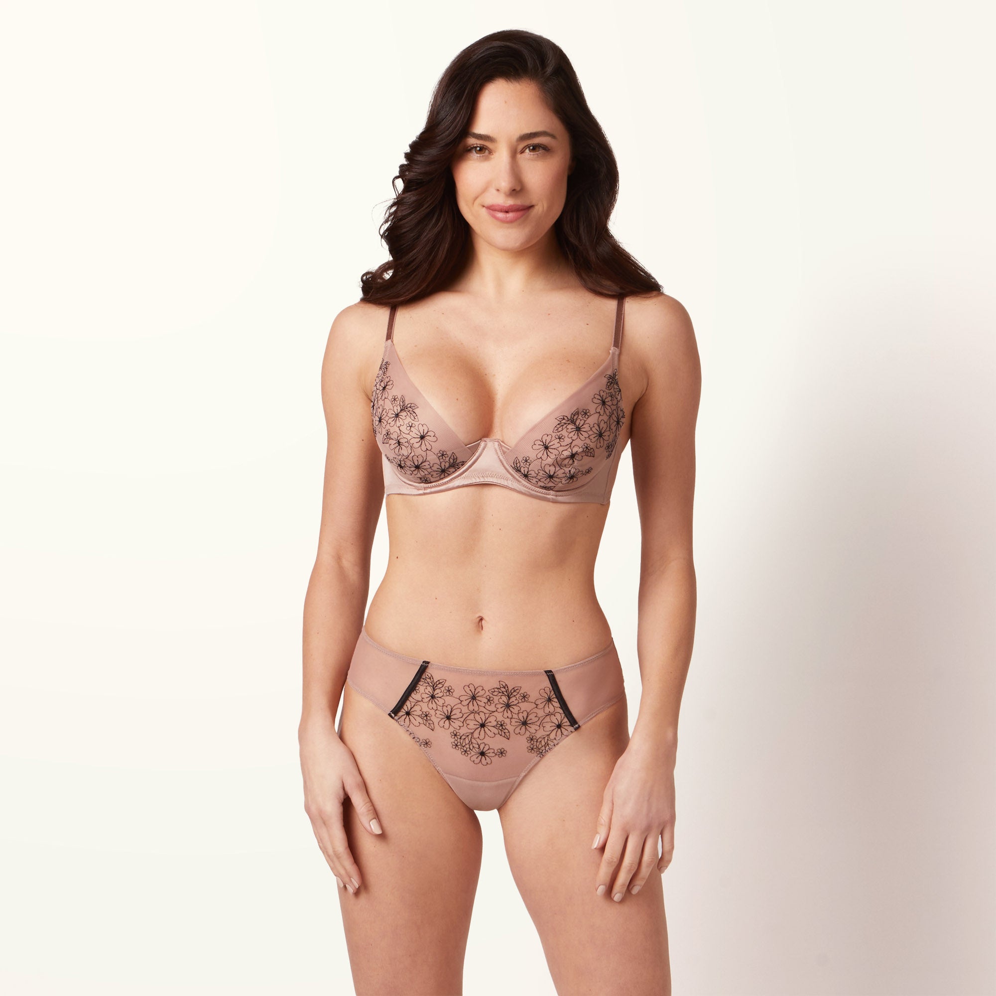 #color_taupe;#color_taupe;#color_topo;#color_taupe;#color_tortora