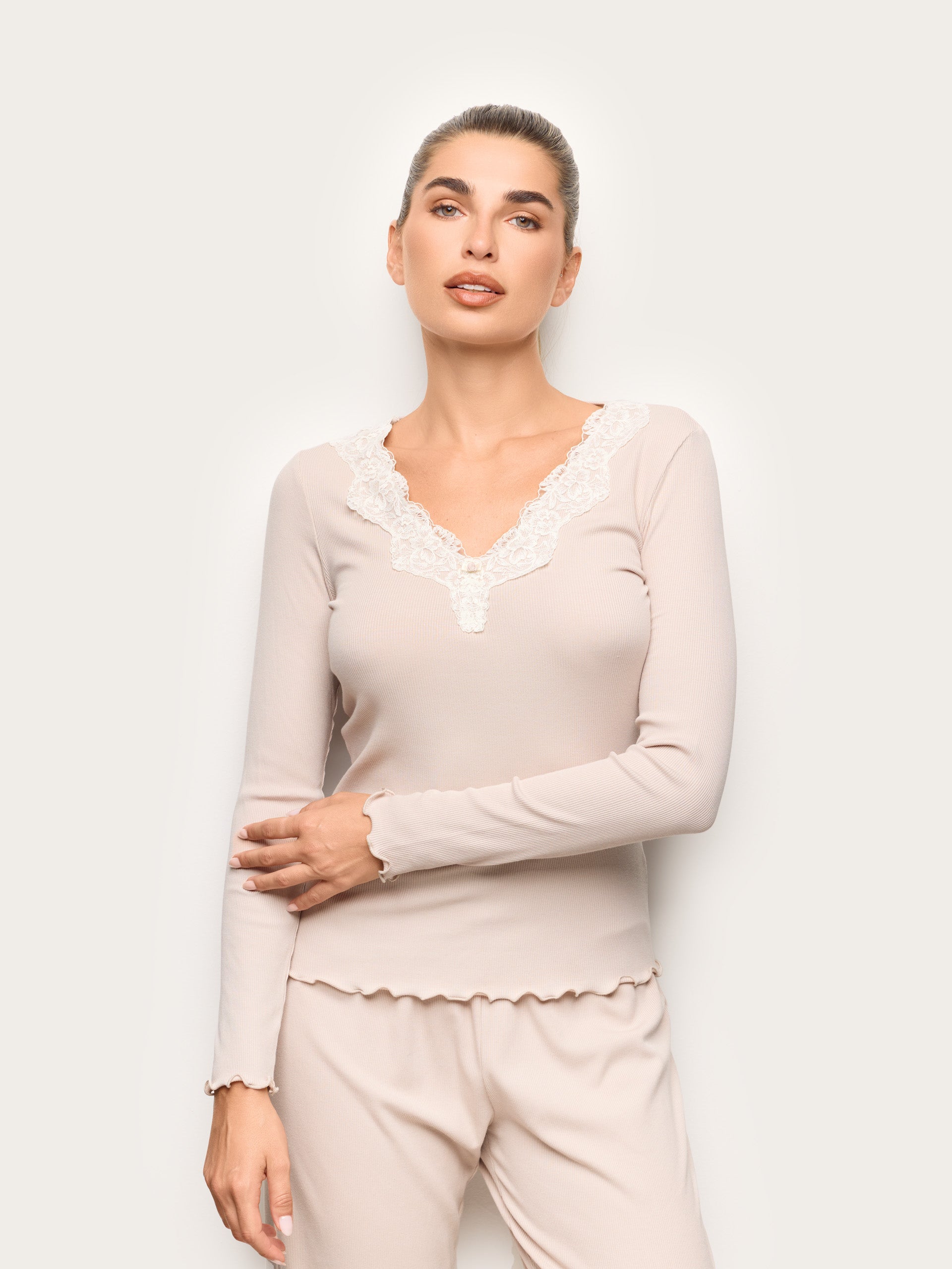 #color_beige;#color_beige;#color_beige;#color_beige;#color_beige