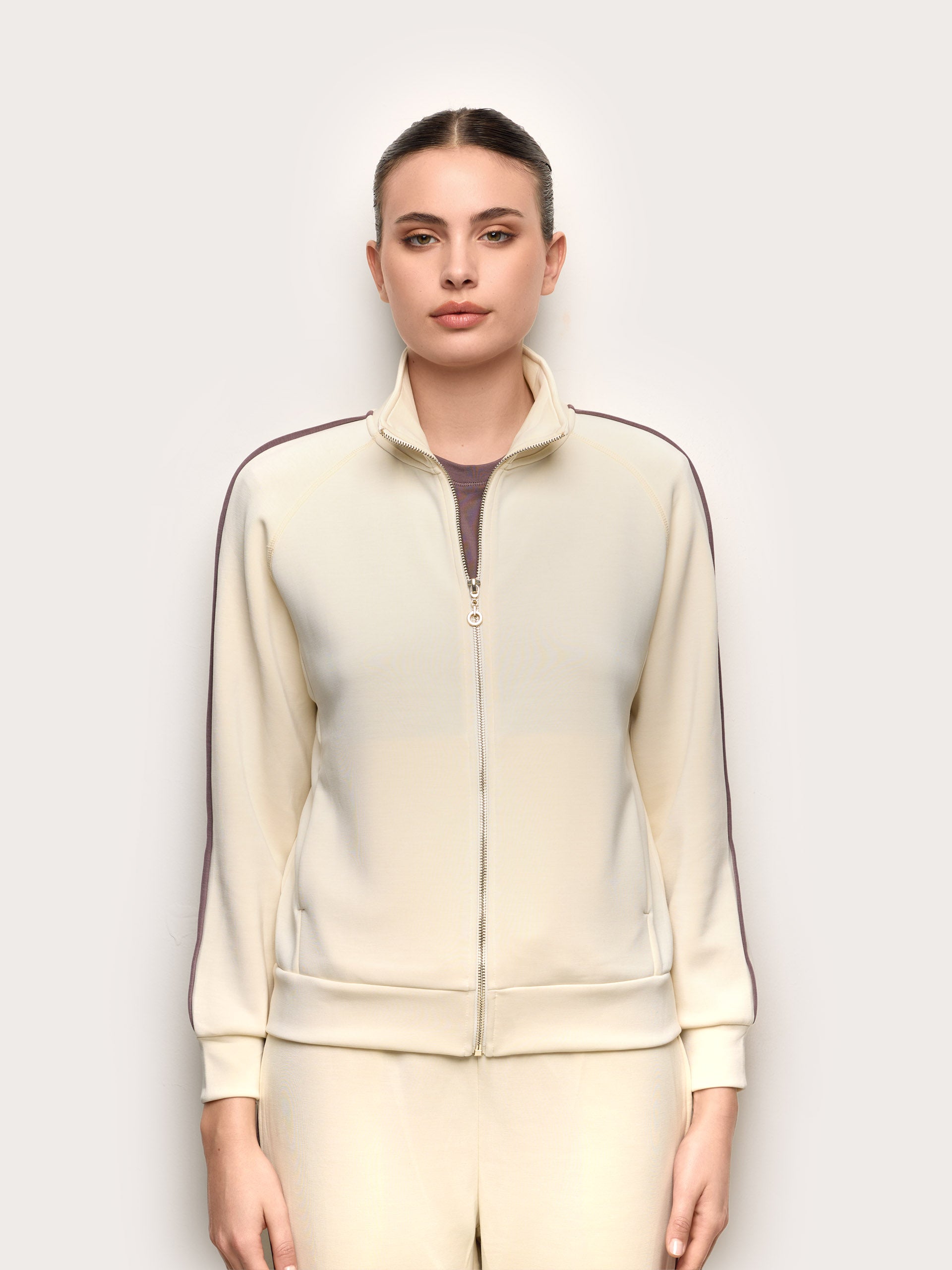 yami① Sweatshirt - Easy Living Almond | Yamamay