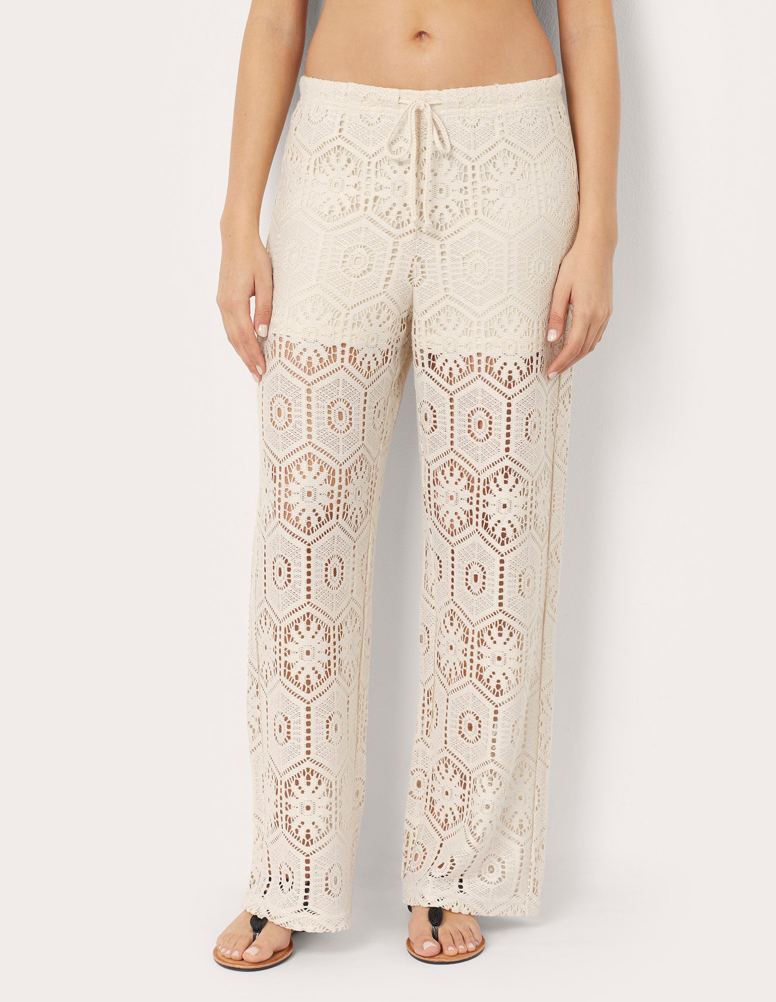 Crochet perforated long trousers Ivory | Yamamay