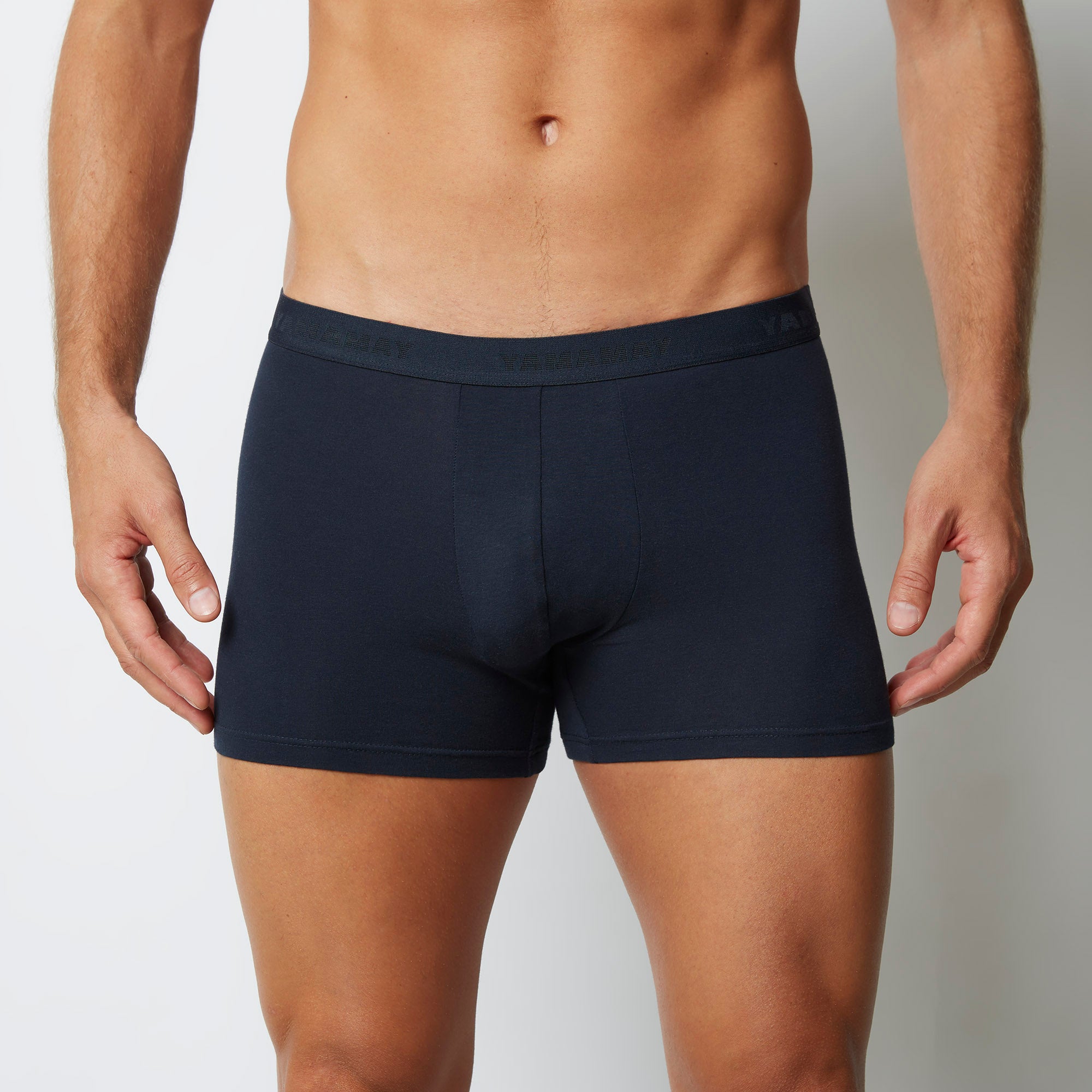 60箱　MAMI Three-pack boxers in solid colour cotton New Simply Black | Yamamay